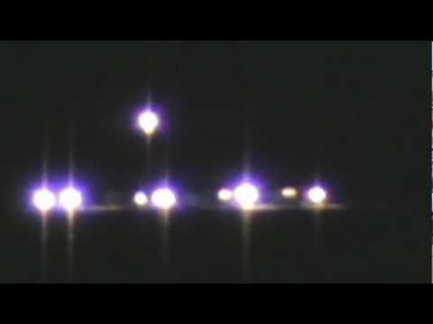 AMAZING MULTIPLE UFOs/USOs OVER THE SEA @ TARANTO ON 31/05/2011 PART 2