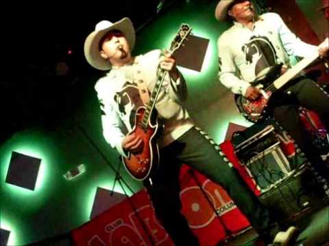 BRONCO jose esparza jr. cantando