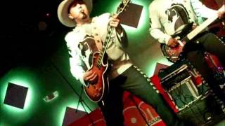 BRONCO jose esparza jr. cantando