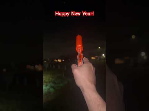 Shooting flare gun #gun #tactical #hunting #shooting