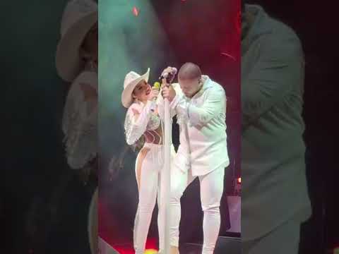 Paola Jara Y Jessi Uribe 🧡