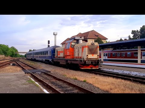 -Torpila- LDH 82-0446-3 cu R 3075 Cluj Napoca - Oradea manevrând prin gară