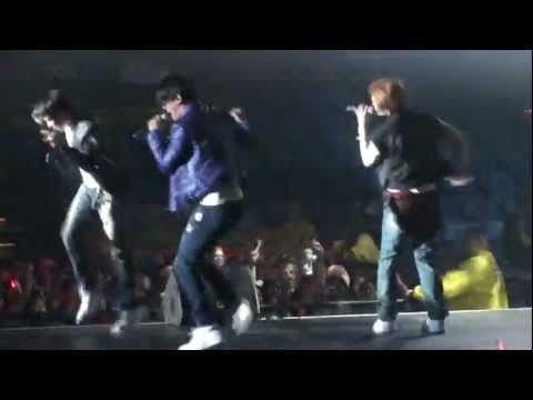 110603 JYJ - Get Out [Fancam]