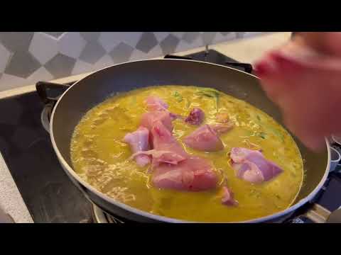 Maldivian style chicken curry | chicken curry