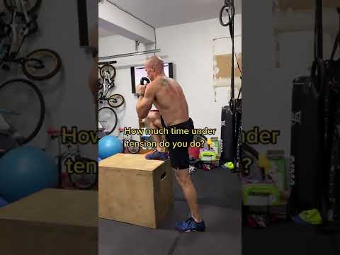 Legs & glutes. Superset. #hipthrust #hipthrusters #boxstepups #legsandglutesworkout #functionalfit