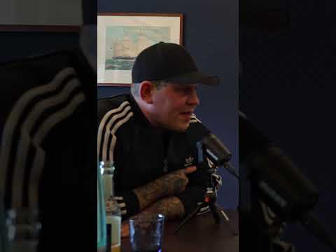 Children have no place in the Elbschlosskeller! 🔞🍻With Daniel Schmidt