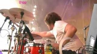 Kasabian - Processed Beats (Live at Glastonbury 2009)