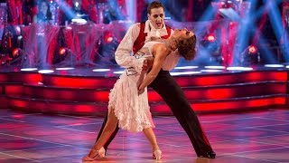 Kirsty Gallacher &amp; Brendan Cole Charleston to &#39;Bad Romance&#39; - Strictly Come Dancing:  2015