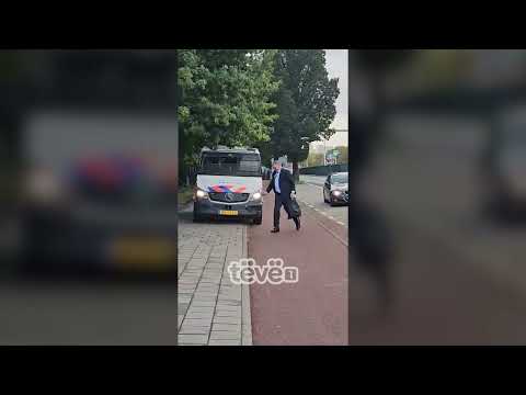 Në Hagë nis sot dëshmia e dëshmitarëve të mbrojtjes, avokati i Veselit arrin në gjykatë