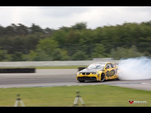 Drifttaxi Fahrt Hockenheim mit Alex Gräff im BMW E92 Syron Tires mit 5,0-Liter V8 M5-Motor