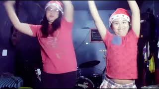 Deck The Rooftop - Glee