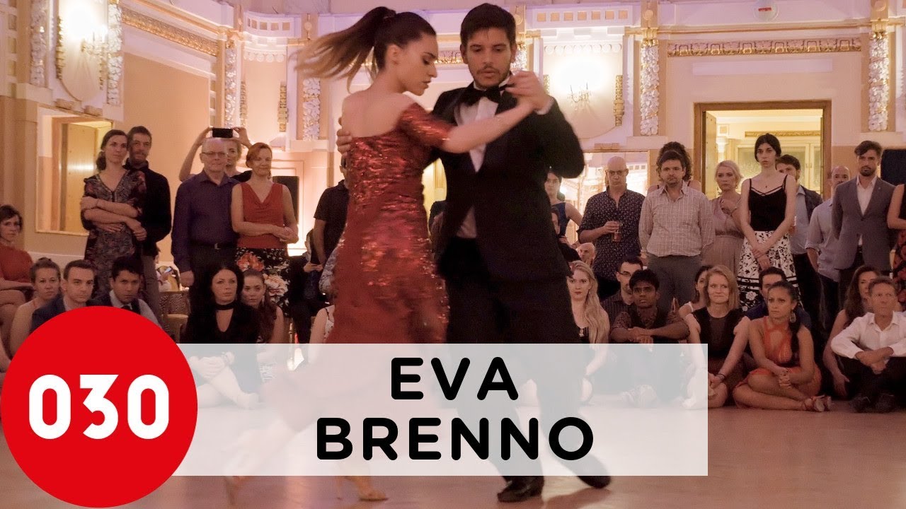 Eva Icikson and Brenno Marques – Una vez