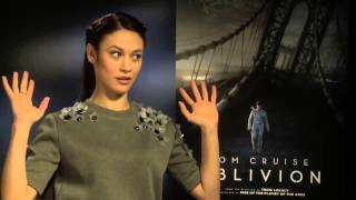 Oblivion -- Olga Kurylenko Interview