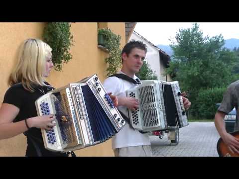 Navihani muzikanti   Zillertaler Hochzeitsmarsch