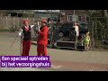 Geen publiek naar het circus? Dan het circus maar naar het publiek!