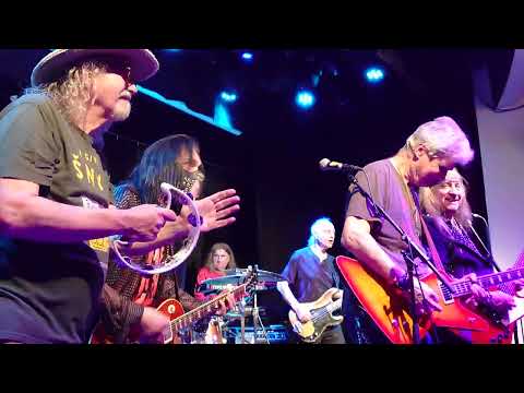 Žlutý pes Malostranská beseda 21FEB25