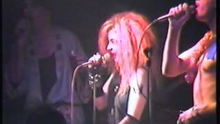 Nochevieja Con Almodóvar & McNamara / Dinarama + Alaska - Rock-Ola 31|12|1983 - Parte#4