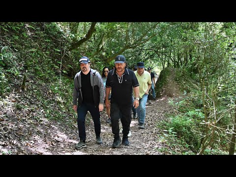 El Gobernador y el Embajador de Francia recordaron a las turistas francesas y a todas las víctimas de violencia de género