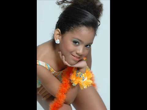 Gretchell Loaiza Palacios Mini Modelo Vargas 2009