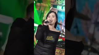 Download lagu RENIKA PURI - TAK BERDAYA | OM SAVANA  (ANGKLES BOSS😊)  #shortsvideo #dangdut #omsavana mp3