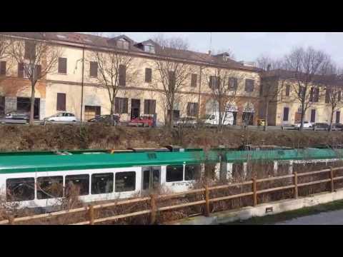 ATR 125 Trenord a Pavia (zona Castello Visconteo)