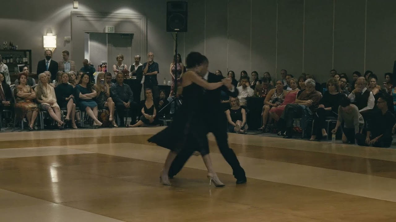 Video thumbnail for PTF2022 - Estéban Moreno & Claudia Codega - 1