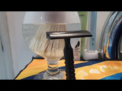 Headshave featuring RazoRock Hawk V2 Aluminium first impressions!