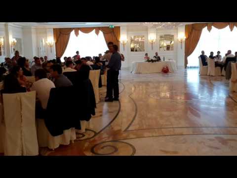 Animazione ai Tavoli - Gabrì Park Hotel San Salvo - Animatore, Cantante, Dj Francesco Barattucci