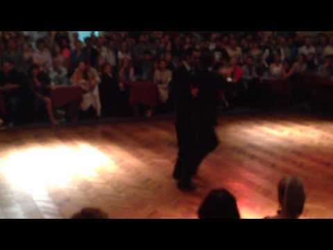 Los Hermanos Macana 3/4