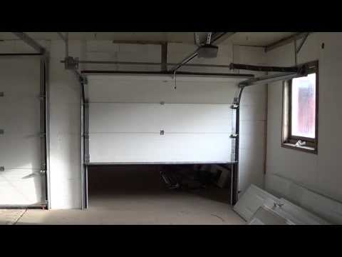 Doorforce garasjeport 250x206cm. Med liftmaster LM50K motor