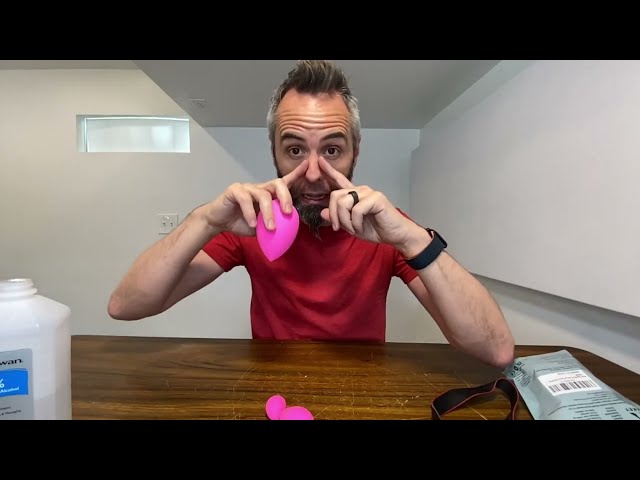 Best Makeup Sponges for Cleaning Glasses - alternate angle