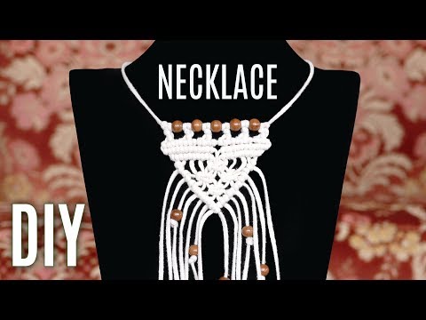 Snaky Macramé Necklace Tutorial