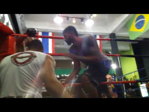 Luta entre Rafael Olimpio X Diogo moicano