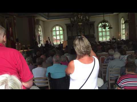 Bälgspel vid landsvägskanten - Ransäter kyrka - O Store Gud