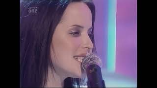 The Corrs HD - 02 At Your Side - The One &amp; Only (2000)