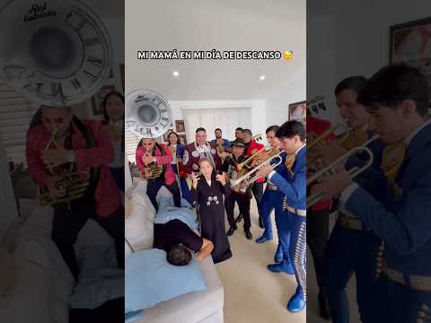 Vaya y uno la LEVANTE 👵🏻💤😂🔥 #losbroscol #mamas #descanso #domingo #comedia #humor