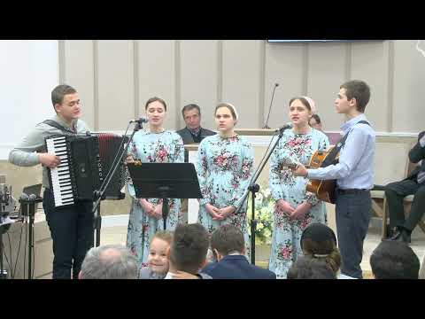 Fraţii Tomuş...Secerişul este mare lucrători sunt puţini