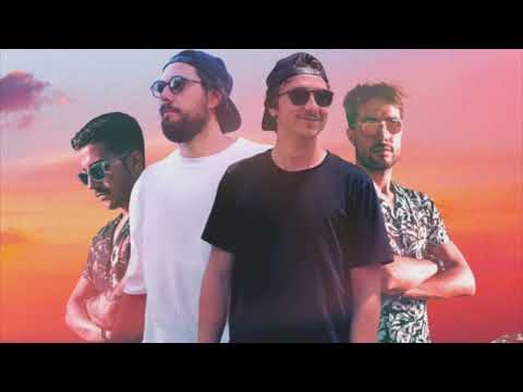 LeXxìv, DALEXO & Coco De Sax - Everyone Is Moving On (ft. Robertson)