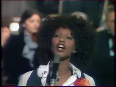 Harmony 5 - Ne dis pas que tu m'aimes (Le Concours De La Chanson Française 1976)