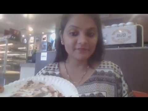 Totally loving Dark Choclate Brownie with Icecream