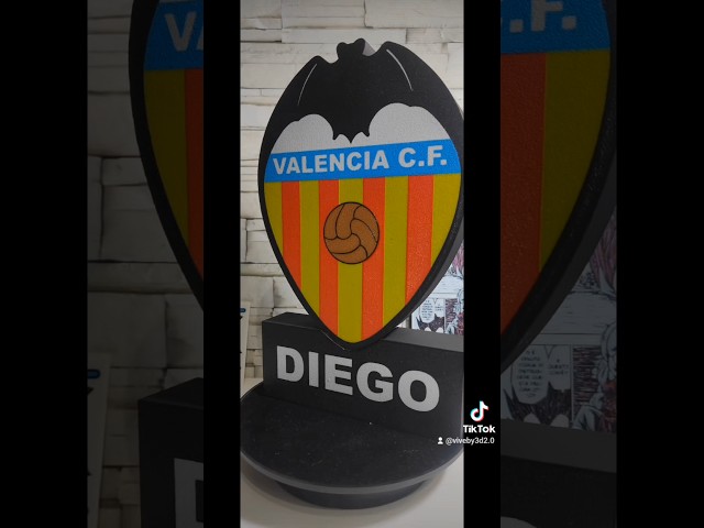Vídeo relacionado con Foco Producto Oficial Valencia CF BRXLZ 3D de construcción de fútbol