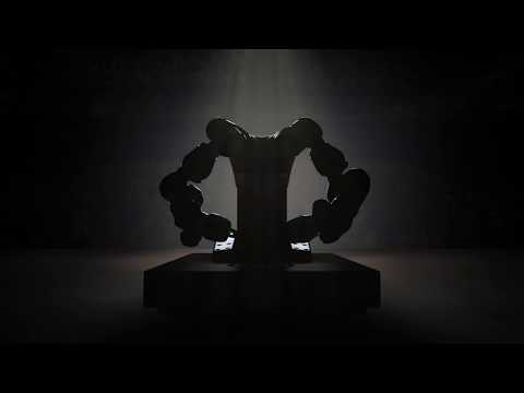 ロボットYuMiがボチェッリコンサートを指揮