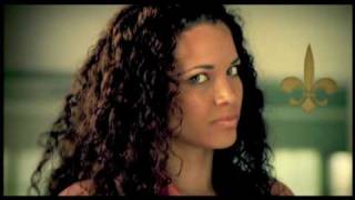 Callate Lyrics English Translation