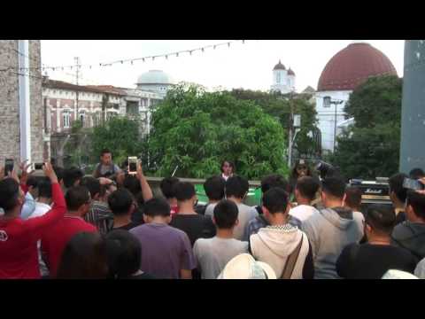 Gugun Blues Shelter  - Konser Hitam Membiru Semarang