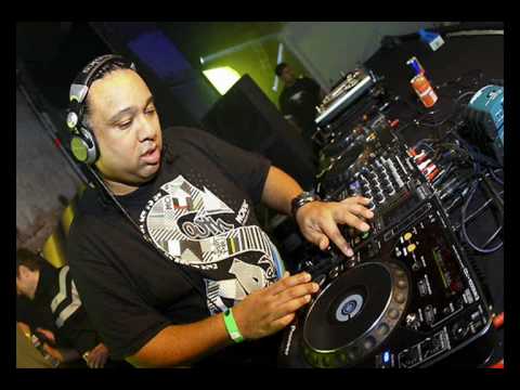 Lady Dana & Skorp vs Bass-D & King Matthew - The Execution