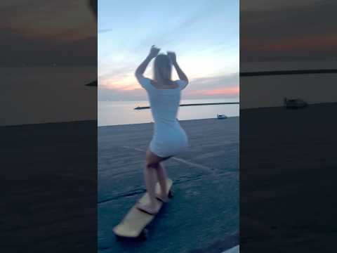 got my white dress on tonight #skatergirl #longboarddancing