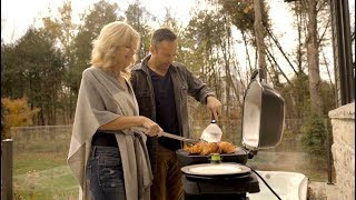 Video de Parrilla Eléctrica Portátil Napoleon TravelQ PRO285E Compacta Premium - Grill West