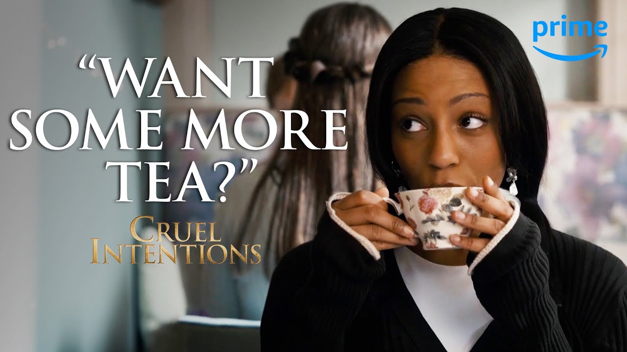 Caroline and Annie Have High Tea