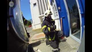 preview picture of video 'Ukázka - požár výrobní haly - Hansa - 25.5.2012'