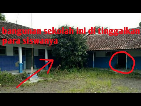 kisah nyata,,,Bangunan sekolah yang ditinggalkan muridnya